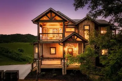 The Luxe 4 Bedroom Cabin
