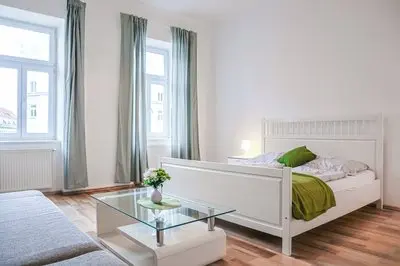 Comfort 2BR Apt Long Stay Friendly
