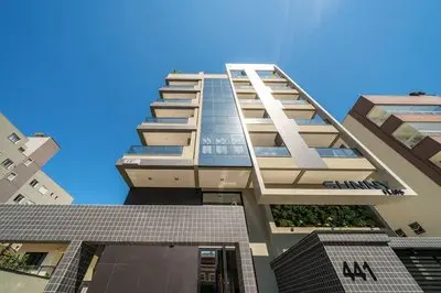 Apartamento alto padrão com piscina