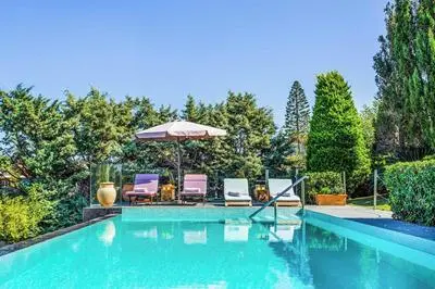 Villa Golden Crest