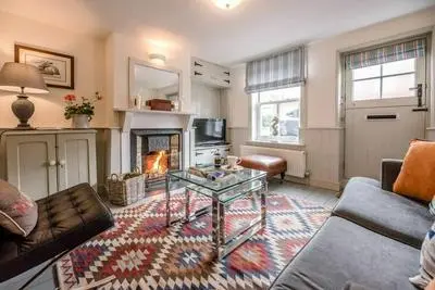 A Delightful Coastal Cottage Air Manage Suffolk