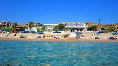 Delfini Beach Hotel