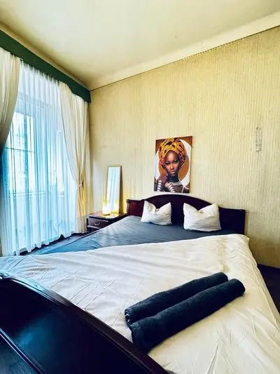 2BR Apartment for 5 Near Stadthalle