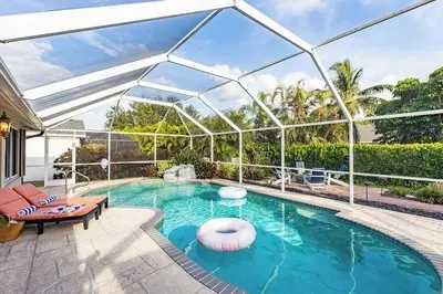 Private Pool, Firepit, Game Room Mins to Beaches + Community Amenities Casa Solara by Avantstay