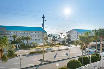 Grand Caribbean East 305