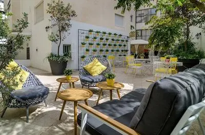 Dizengoff square boutique