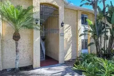 Lovely 3 Bedroom First Floor Condo on Golf Course