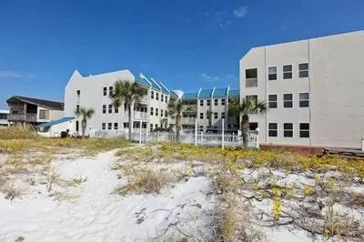 Poolside Villas 308 2 Bedroom Condo by RedAwning