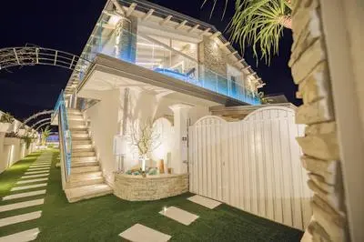 Étoiles Luxury Guest House Resort