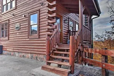 'mountain Dreams' Cabin: Hot Tub, Sauna & Views!