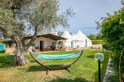 La Casa Sulla Roccia Trulli Pool