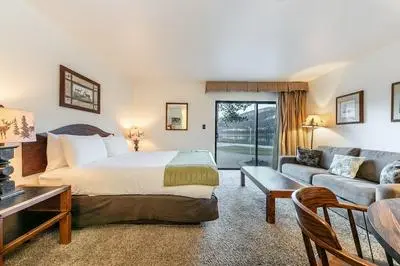 144 Bldg C 1 Bedroom Condo