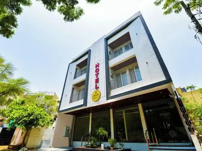 Shree Villas Hotel & Restaurant