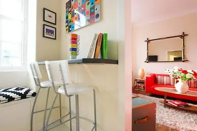 JOIVY Bright New Town 2 bed Apt - 5 Mins to Princes St