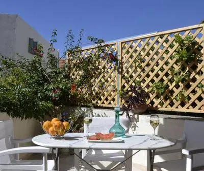 Mythos Residence