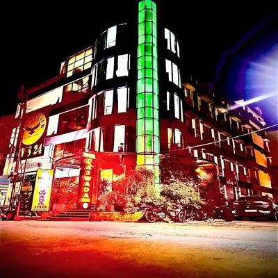 Hotel Rajwada Inn & club