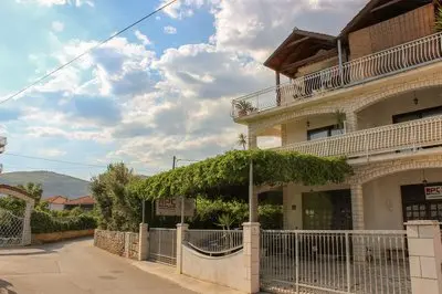 Apartments Hrabar