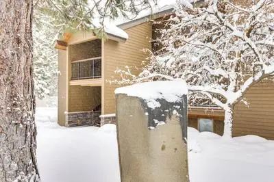 Walkable Luxury Condo at Bends 7th Mtn Resort