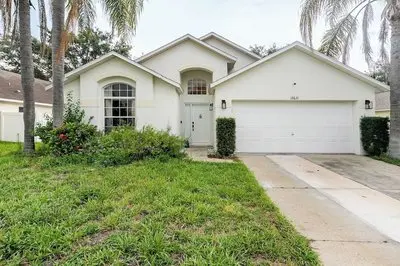 Private King BR + Pool Access Near Disney